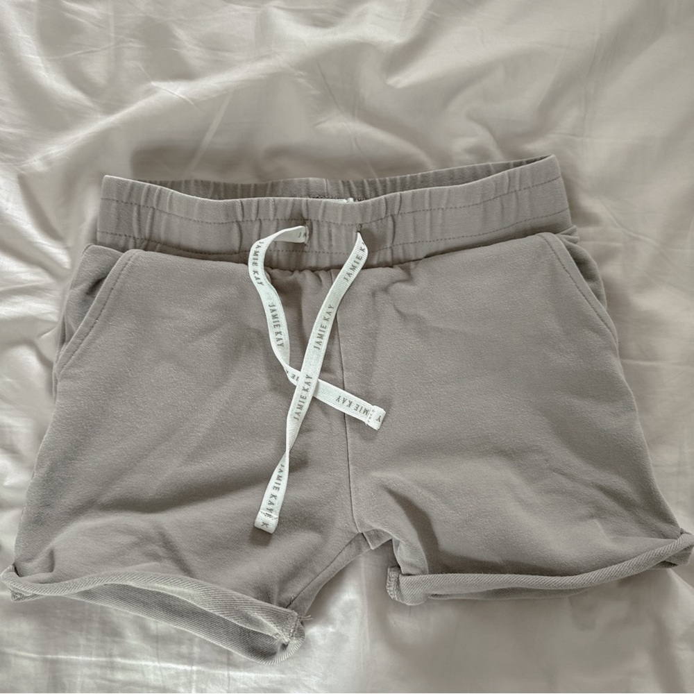 Jamie Kay Shorts in Light Taupe